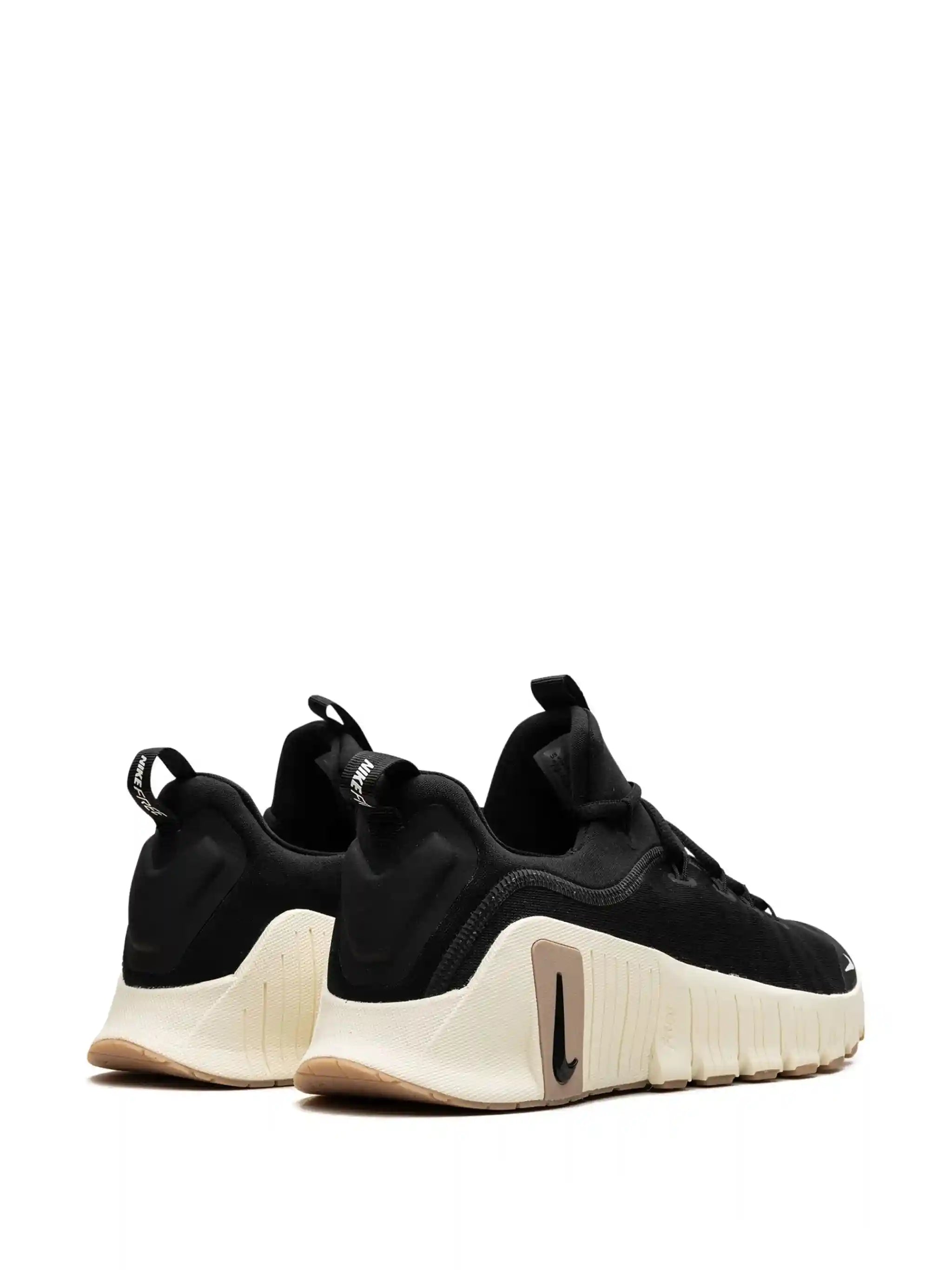 Nike Free Metcon 6 "Black Gum/Light Brown" sneakers