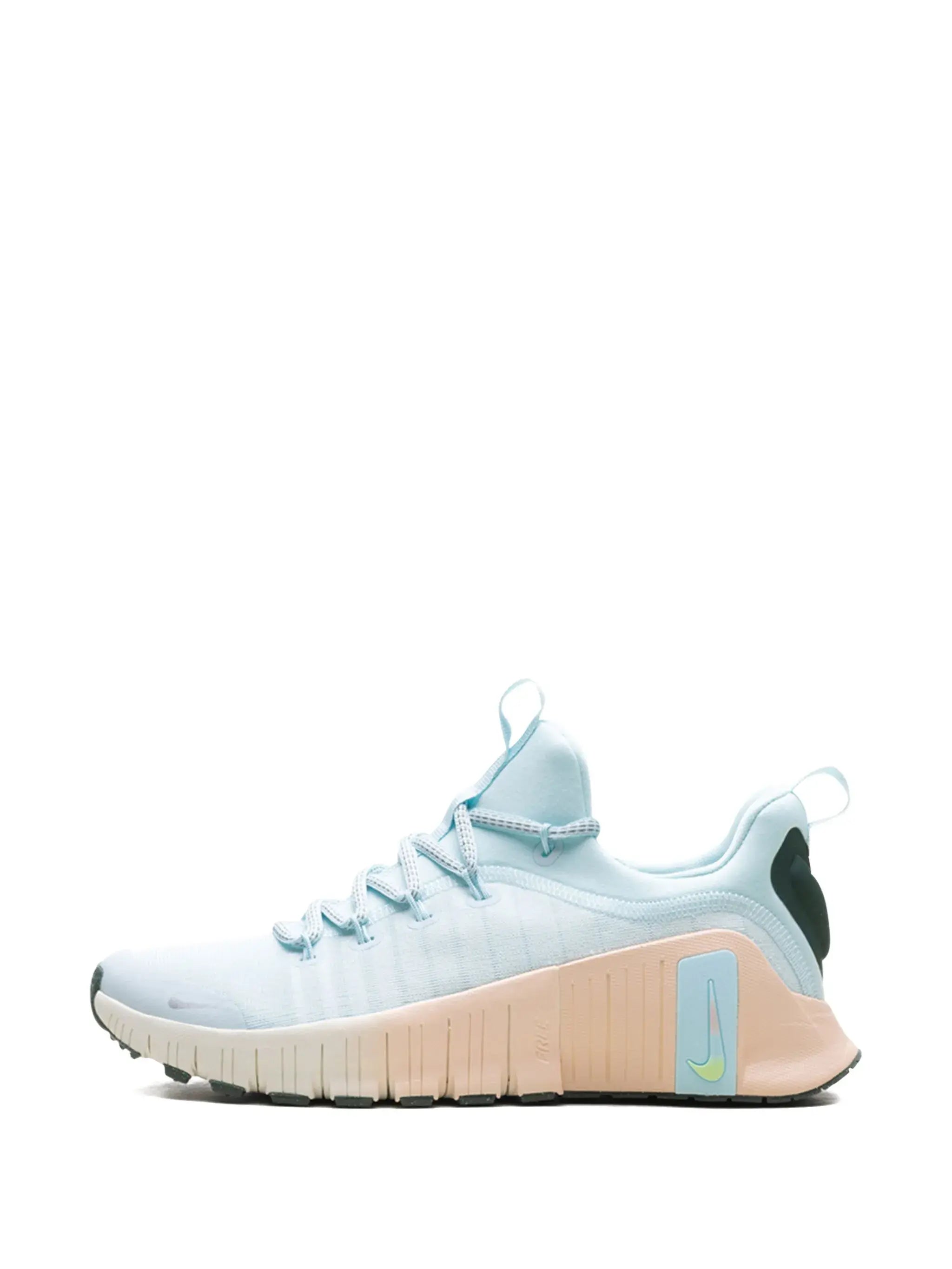 Free Metcon 6 Premium "Glacier Blue/Washed Coral/Vintage Green/Metallic Silver" sneakers