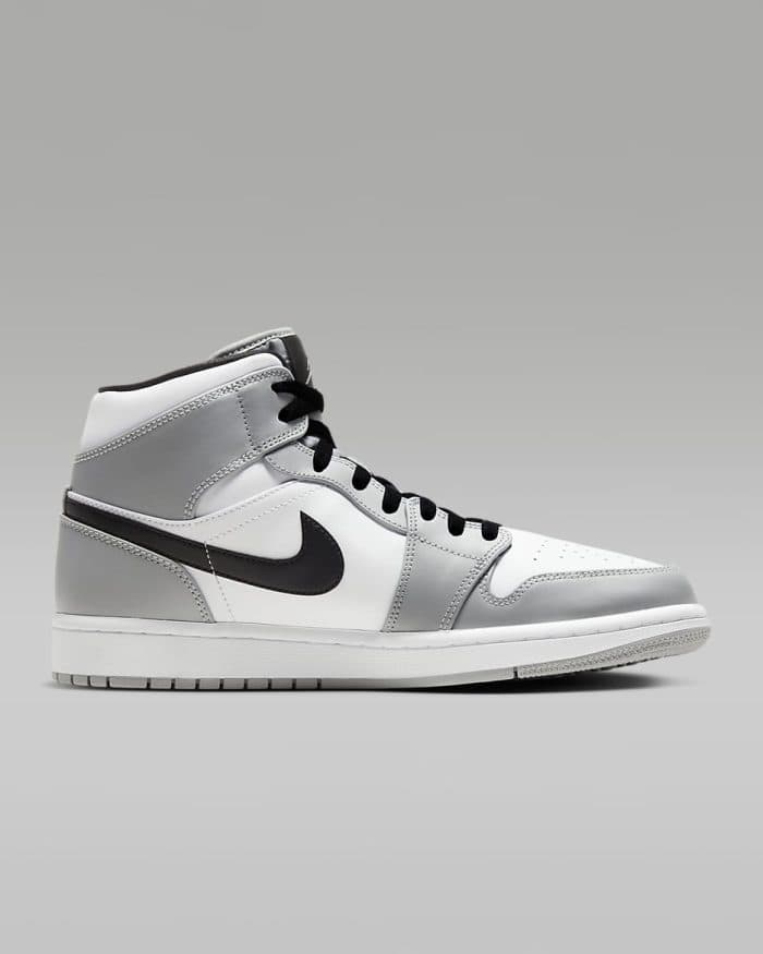 Nike Air Jordan 1 Retro – “Light Smoke Grey”
