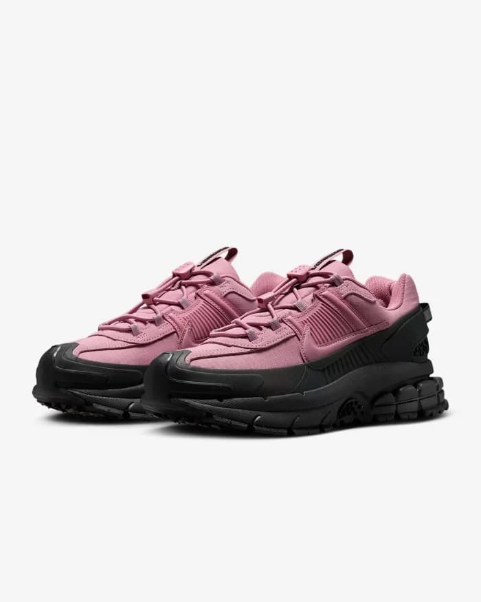 Nike Zoom Vomero 5 Roam “Pink” Sneakers